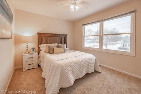 202 Chamberlain Dr, Dekalb, IL 60115 photo 17