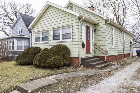 807 Bunn St, Bloomington, IL 61701 photo 1