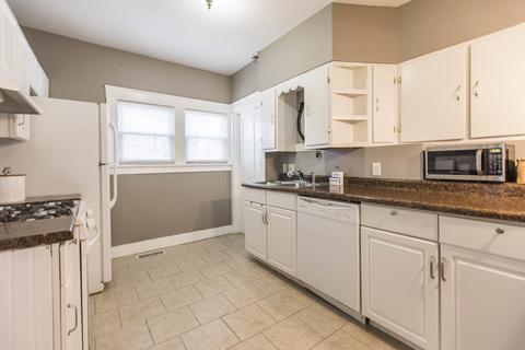 807 Bunn St, Bloomington, IL 61701 photo 9