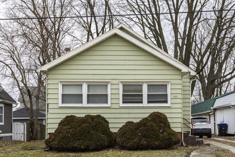 807 Bunn St, Bloomington, IL 61701 photo 18