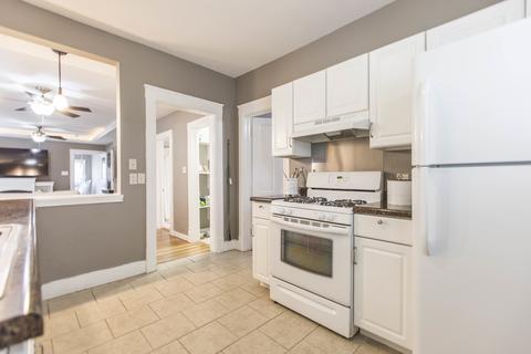807 Bunn St, Bloomington, IL 61701 photo 10