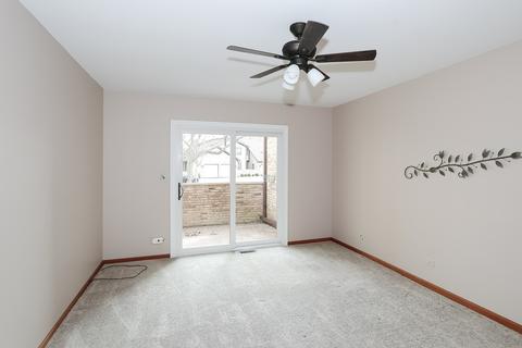 1680 Pebble Beach Dr, Hoffman Estates, IL 60169 photo 17