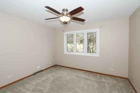 1680 Pebble Beach Dr, Hoffman Estates, IL 60169 photo 20