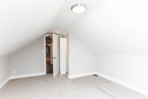 9212 S Elizabeth St, Chicago, IL 60620 photo 16