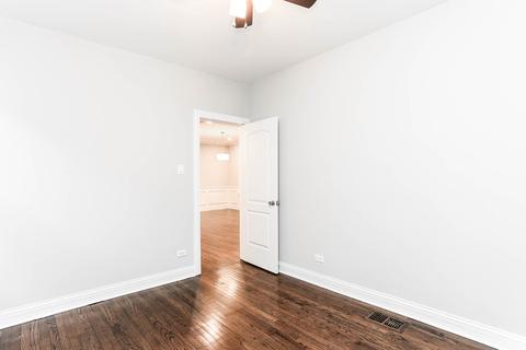 9212 S Elizabeth St, Chicago, IL 60620 photo 13