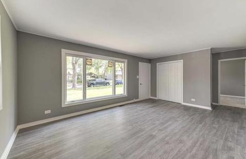 3005 Thrush Ln, Rolling Meadows, IL 60008 photo 4