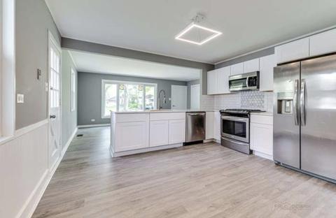 3005 Thrush Ln, Rolling Meadows, IL 60008 photo 5