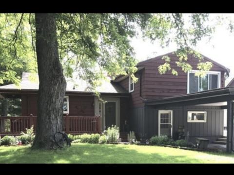 1433 Rock St, Peru, IL 61354 photo 2