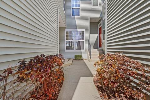172 Partridge Ln, Bartlett, IL 60103 photo 3