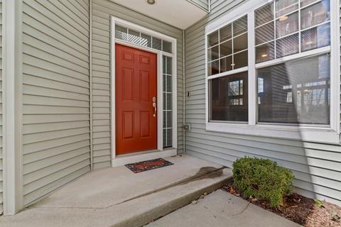 172 Partridge Ln, Bartlett, IL 60103 photo 4
