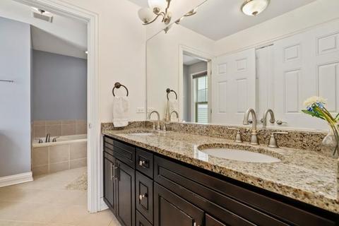172 Partridge Ln, Bartlett, IL 60103 photo 24