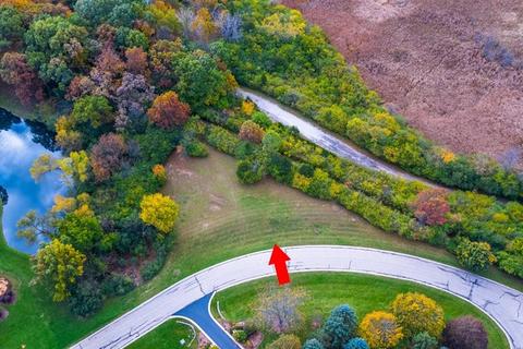 73 Bexley Court, North Barrington, IL 60010