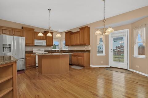 418 Hackney Ln, Oswego, IL 60543 photo 10