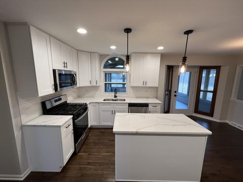 16 Chippewa Dr, Oswego, IL 60543 photo 9