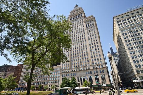 310 S Michigan Ave #1107, Chicago, IL 60604