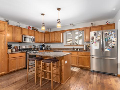 2203 Primrose Dr, Plainfield, IL 60586 photo 7