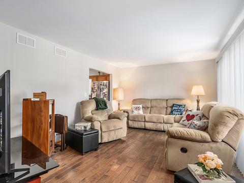 2203 Primrose Dr, Plainfield, IL 60586 photo 4