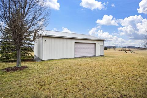 515 E Corning Rd, Beecher, IL 60401 photo 24