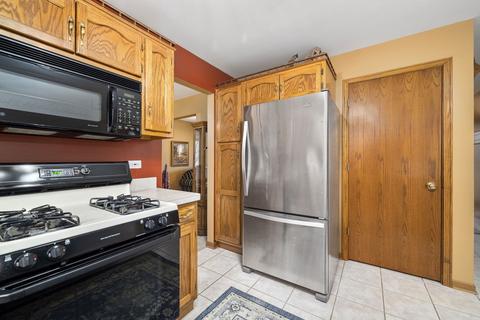 515 E Corning Rd, Beecher, IL 60401 photo 10