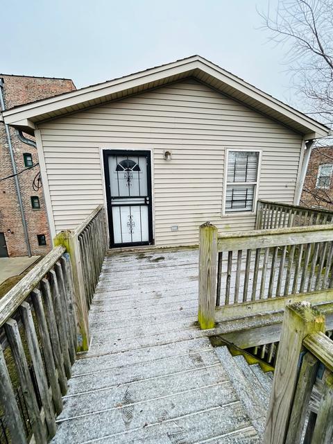 2830 E 77th Pl, Chicago, IL 60649 photo 2