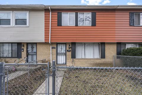1041 E 93rd St, Chicago, IL 60619 photo 1