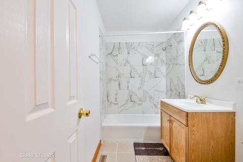 143 S Hale Ave, Bartlett, IL 60103 photo 10