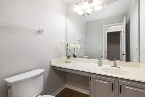 915 Harmon Blvd, Hoffman Estates, IL 60169 photo 18