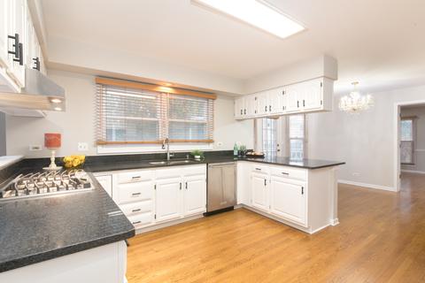 915 Harmon Blvd, Hoffman Estates, IL 60169 photo 14