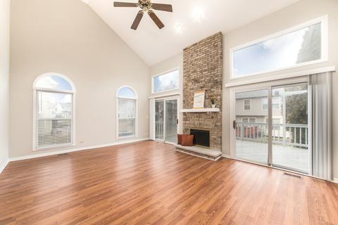 915 Harmon Blvd, Hoffman Estates, IL 60169 photo 17