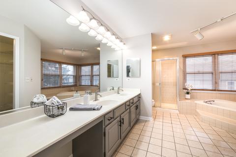 915 Harmon Blvd, Hoffman Estates, IL 60169 photo 22