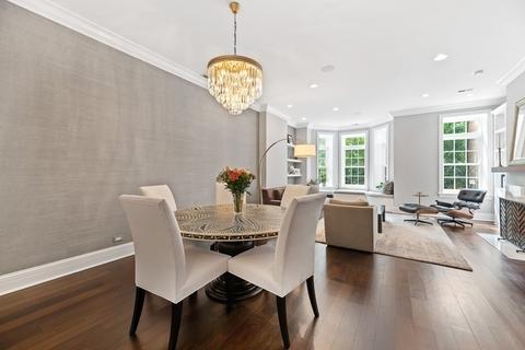 22 E Division St #2, Chicago, IL 60610 photo 5