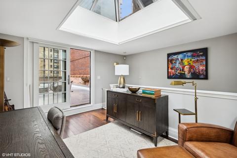 22 E Division St #2, Chicago, IL 60610 photo 33
