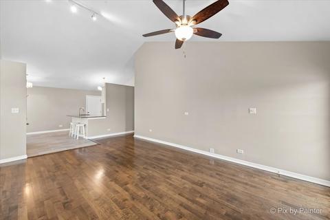 1013 Bentley Ln, Bartlett, IL 60103 photo 3