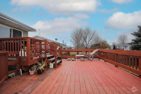 135 Shadowbrook Dr, Capron, IL 61012 photo 9
