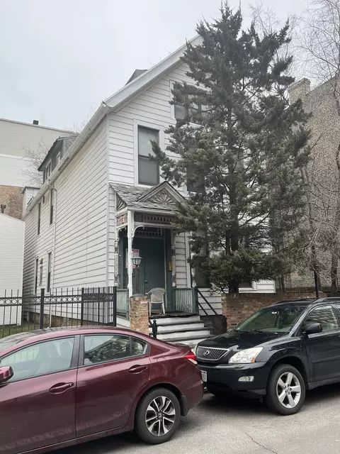 2821 N Orchard St, Chicago, IL 60657
