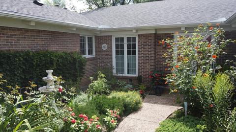 3625 Bernay Dr, Northbrook, IL 60062 photo 5