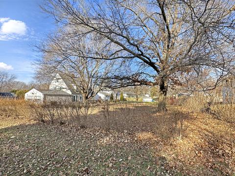 253 Park Crest Dr, Freeport, IL 61032 photo 33