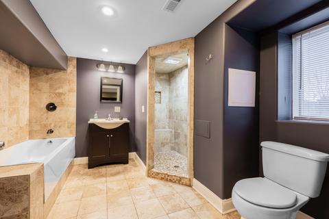 4201 S Center Ave, Lyons, IL 60534 photo 17