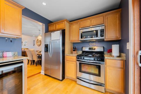 4201 S Center Ave, Lyons, IL 60534 photo 11