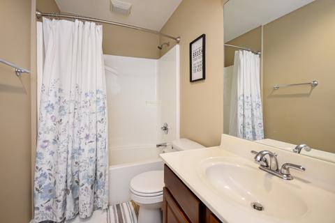 826 Stonebridge Dr, Metamora, IL 61548 photo 33