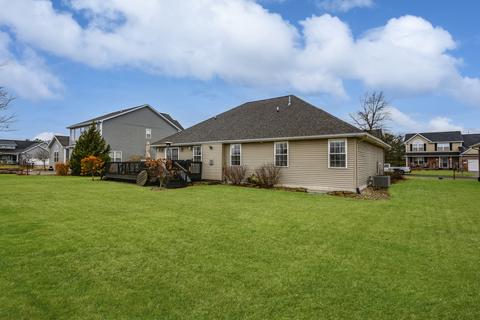 826 Stonebridge Dr, Metamora, IL 61548 photo 41
