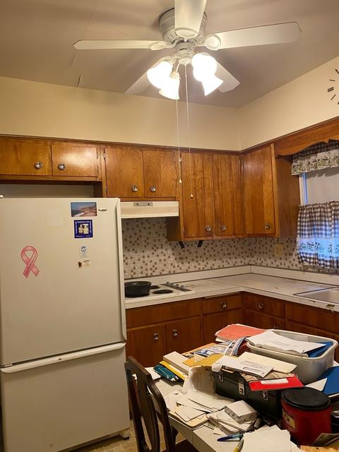 2021 E Washington St, Joliet, IL 60433 photo 4