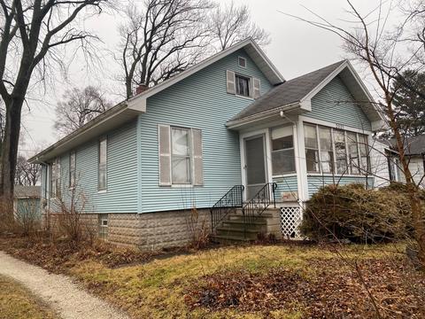 2021 E Washington St, Joliet, IL 60433 photo 2