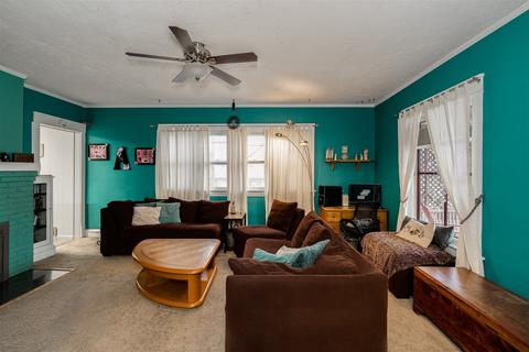 1017 E Jackson St, Bloomington, IL 61701 photo 8