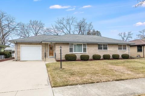 612 E 2nd St, Lockport, IL 60441 photo 1