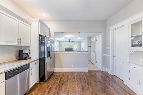 8706 Plainfield Rd, Lyons, IL 60534 photo 15