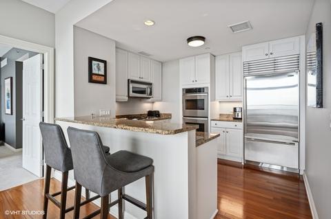 21 E Huron St #3901, Chicago, IL 60611 photo 4