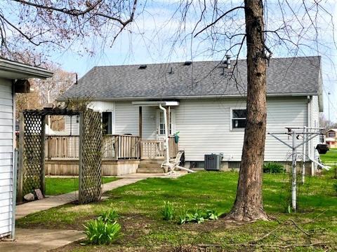 402 E 9th St, Rock Falls, IL 61071 photo 6