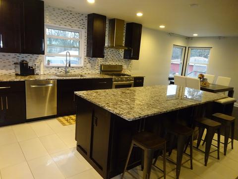1150 Molitor Rd, Aurora, IL 60505 photo 4