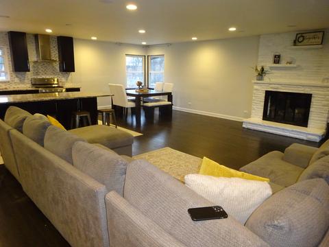 1150 Molitor Rd, Aurora, IL 60505 photo 3